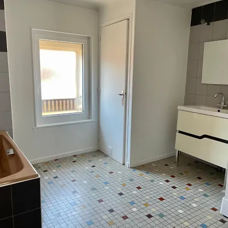 Appartement Maison T4 - 20 Min De Nancy Et St Nicolas De Port - Wifi Et Parking - 3 Chambres Buissoncourt