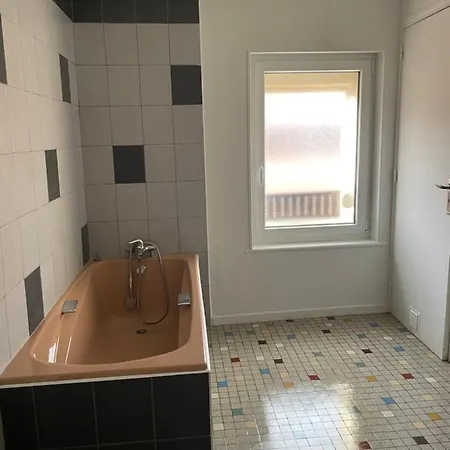 Appartement Maison T4 - 20 Min De Nancy Et St Nicolas De Port - Wifi Et Parking - 3 Chambres